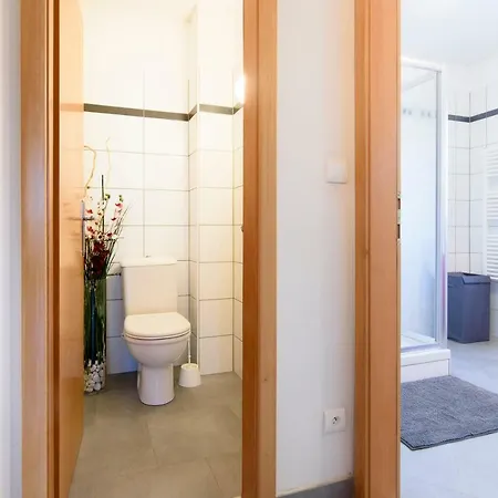 Modern With Sea View 4 Pers Appartement Zadar