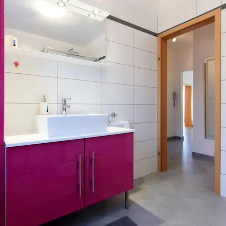 Appartement Modern With Sea View 4 Pers *