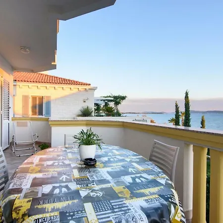 Appartement Modern With Sea View 4 Pers *